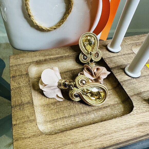 Handmade Dangle Drop Earrings with Chrystals Soutache handcrafted UniqueJewelry - Picture 8 of 9